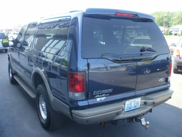 Ford Excursion 2003 photo 15