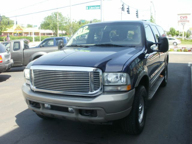 Ford Excursion 2003 photo 17