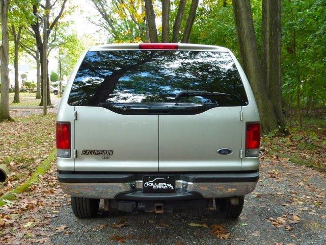 Ford Excursion 2003 photo 3