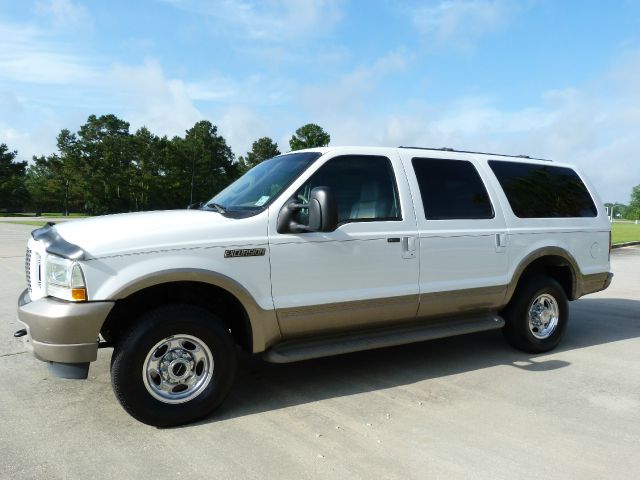 Ford Excursion 2003 photo 14