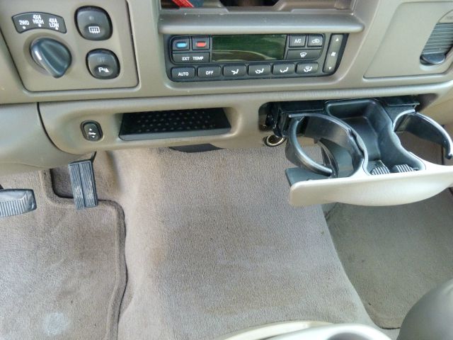 Ford Excursion 2003 photo 22