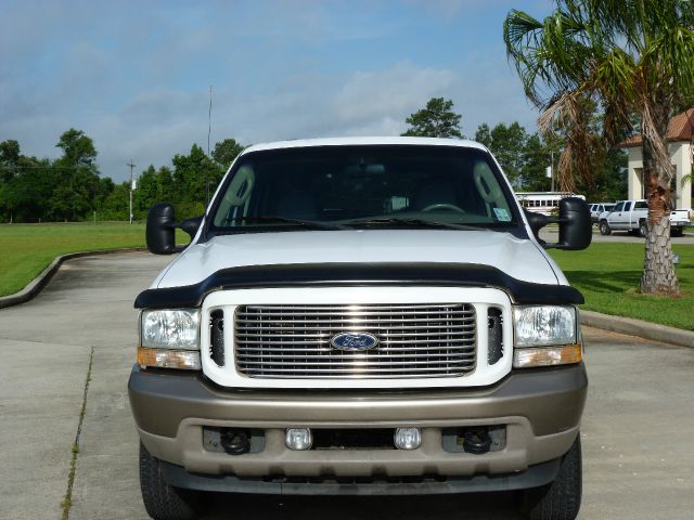 Ford Excursion 2003 photo 27