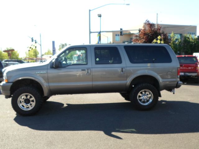 Ford Excursion 2003 photo 8