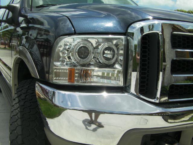 Ford Excursion 2003 photo 9