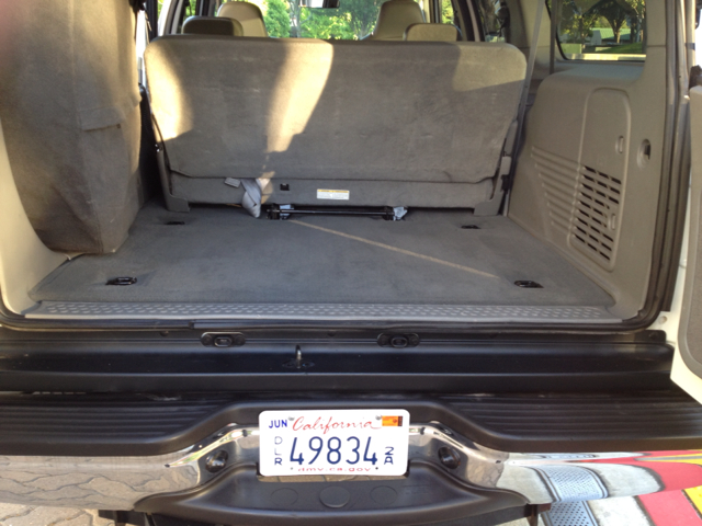 Ford Excursion 2004 photo 31