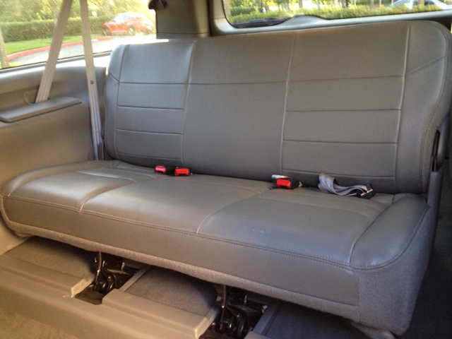 Ford Excursion 2004 photo 41