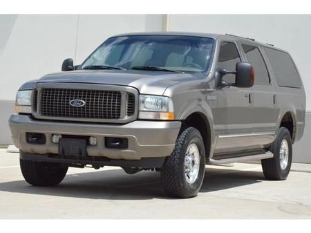 Ford Excursion 2004 photo 2