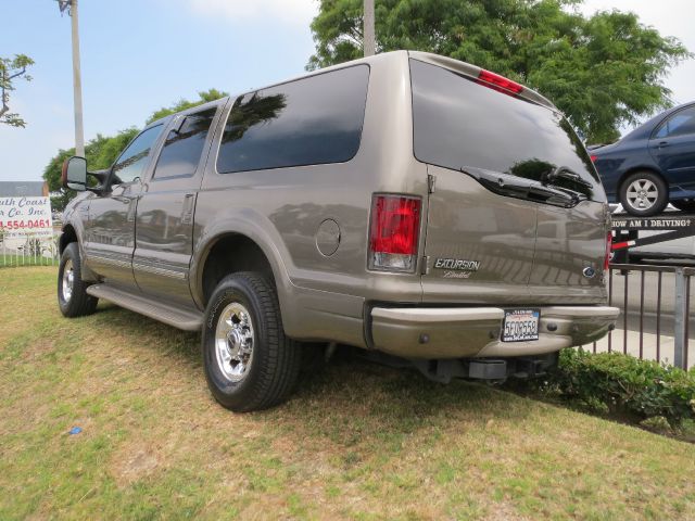 Ford Excursion 2004 photo 6