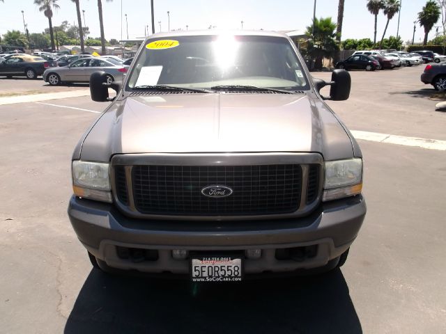 Ford Excursion 2004 photo 3