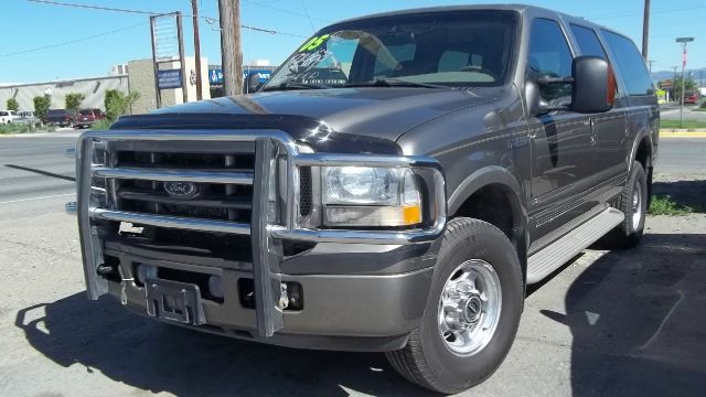 Ford Excursion 2004 photo 3