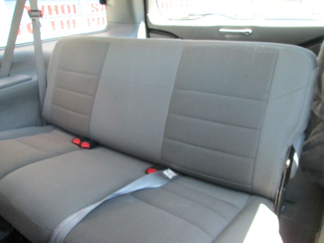 Ford Excursion 2005 photo 2