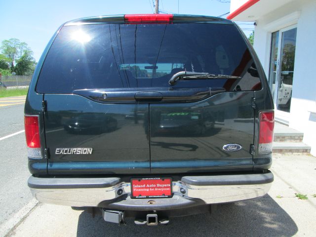 Ford Excursion 2005 photo 8