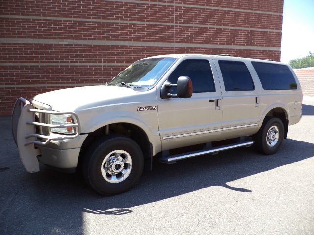 Ford Excursion 2005 photo 2