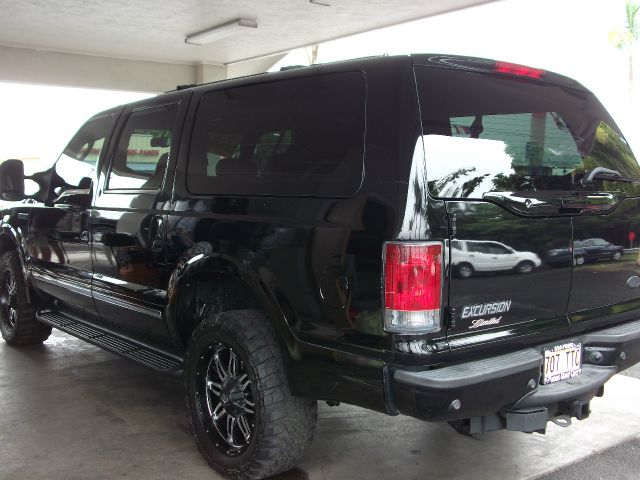 Ford Excursion 2005 photo 2