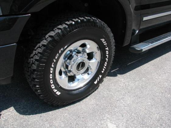 Ford Excursion 2005 photo 2