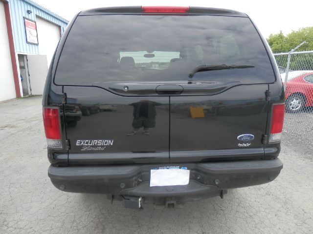 Ford Excursion 2005 photo 11