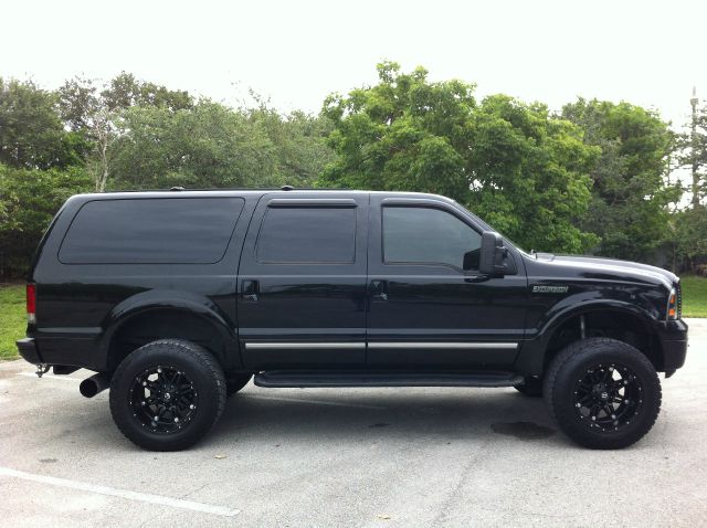 Ford Excursion 2005 photo 18