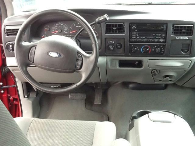 Ford Excursion 2005 photo 3