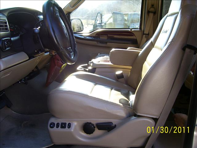 Ford Excursion 2005 photo 4