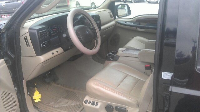 Ford Excursion 2005 photo 2