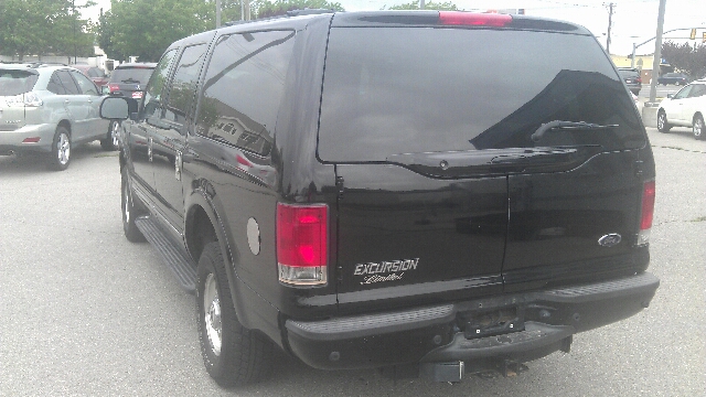 Ford Excursion 2005 photo 3