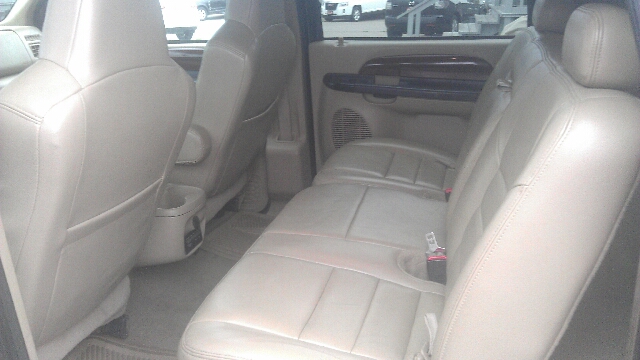 Ford Excursion 2005 photo 4