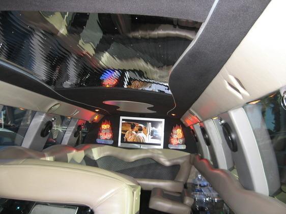 Ford Excursion 2005 photo 2