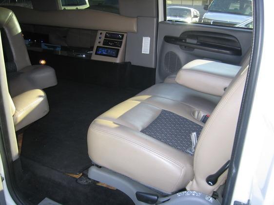 Ford Excursion 2005 photo 3