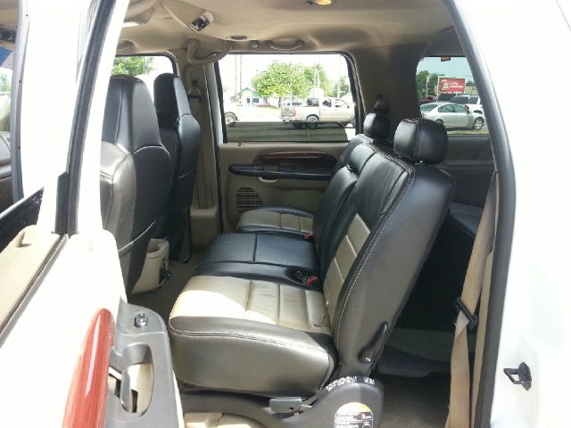 Ford Excursion 2005 photo 5