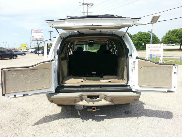 Ford Excursion 2005 photo 8