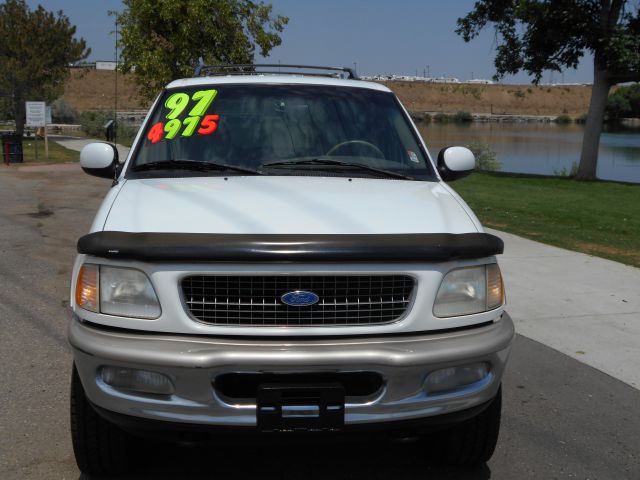 Ford Expedition 1997 photo 2