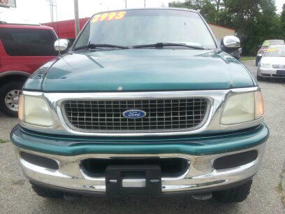 Ford Expedition SL 4x4 Regular Cab SUV