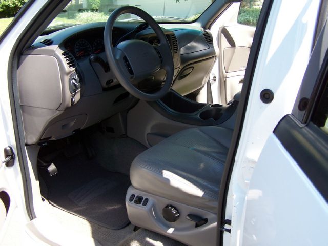 Ford Expedition 1998 photo 5