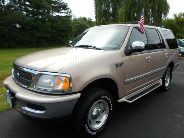 Ford Expedition 1998 photo 3