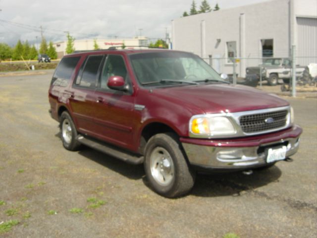 Ford Expedition 1998 photo 2