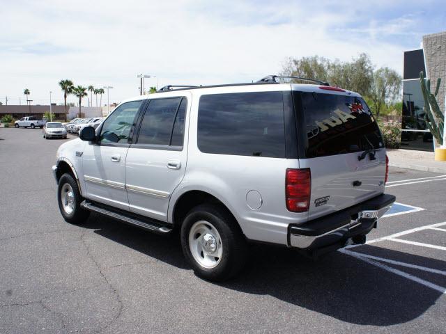 Ford Expedition 1998 photo 2