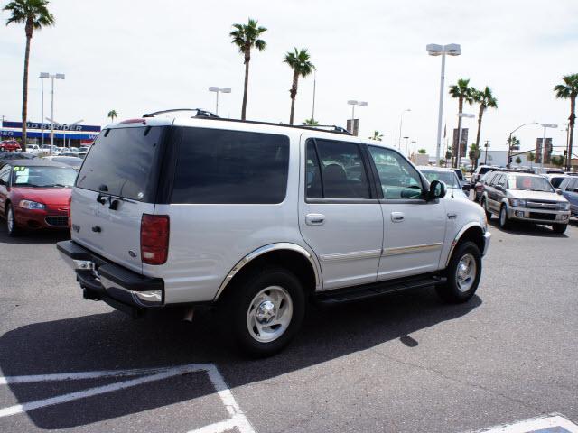 Ford Expedition 1998 photo 4