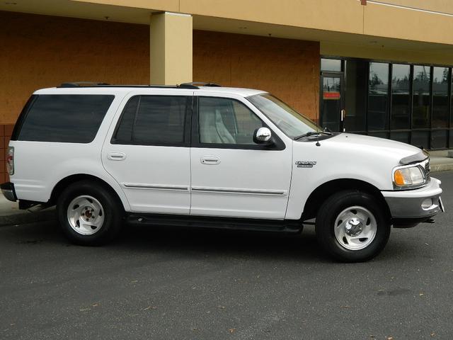 Ford Expedition 1998 photo 1