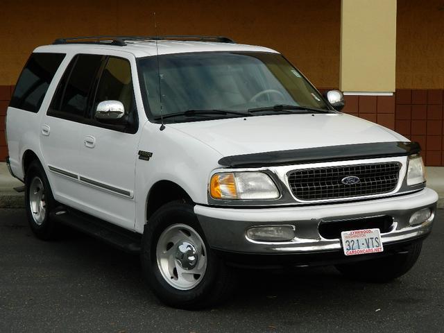 Ford Expedition 1998 photo 2