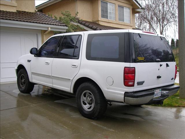 Ford Expedition 1998 photo 2