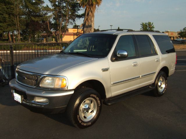 Ford Expedition 1998 photo 3