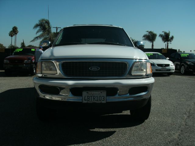 Ford Expedition 1998 photo 3