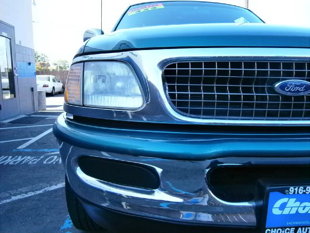 Ford Expedition 1998 photo 5