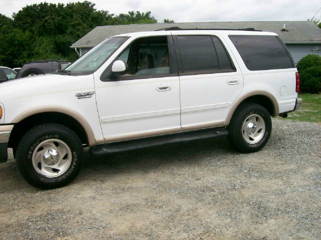 Ford Expedition 1999 photo 2