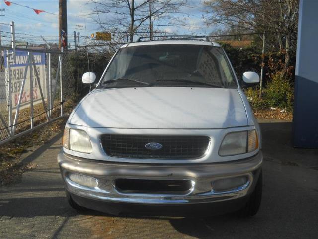 Ford Expedition 1999 photo 2