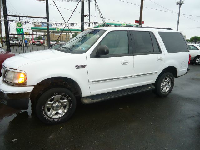 Ford Expedition 1999 photo 2