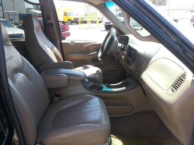 Ford Expedition SL 4x4 Regular Cab SUV