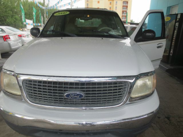 Ford Expedition 2000 photo 1