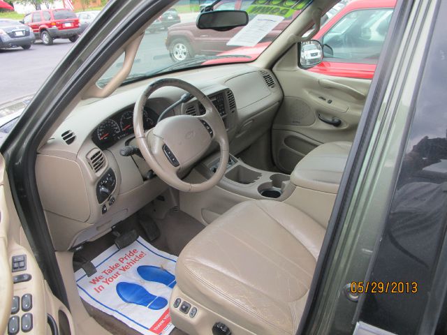 Ford Expedition 2000 photo 1