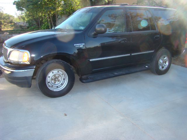 Ford Expedition 2000 photo 2